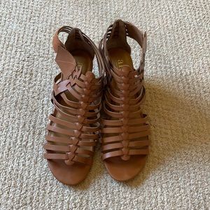 a.n.a. Sandals size 8.5